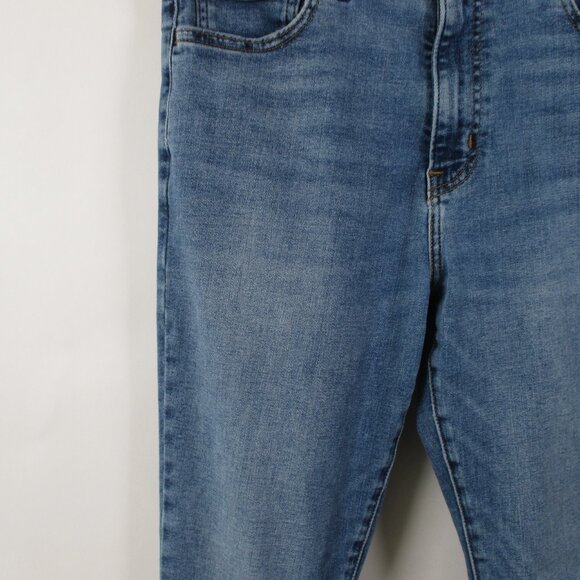 LEVI'S 720 HIGH RISE SUPER SKINNY - Picture 8 of 12